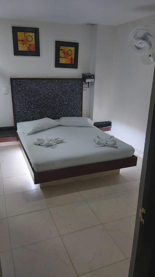 Hotel Marat Suite Medellín Exteriör bild